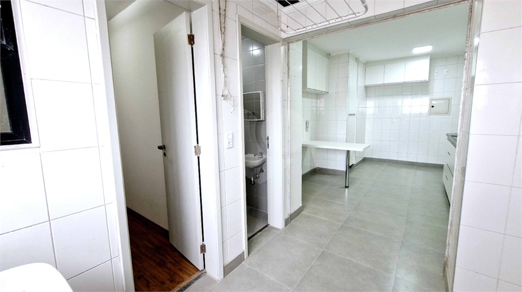 Apartamento à venda com 4 quartos, sendo 2 suítes, em Brooklin, São Paulo, SP