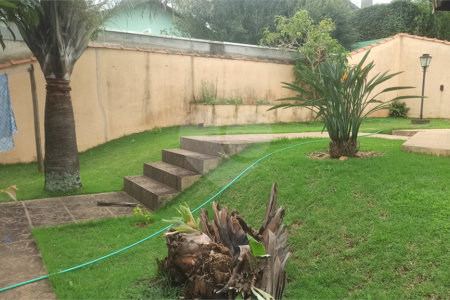 Casa à venda com 3 quartos, sendo 1 suíte, no condomínio Serra da Estrela, Atibaia - SP