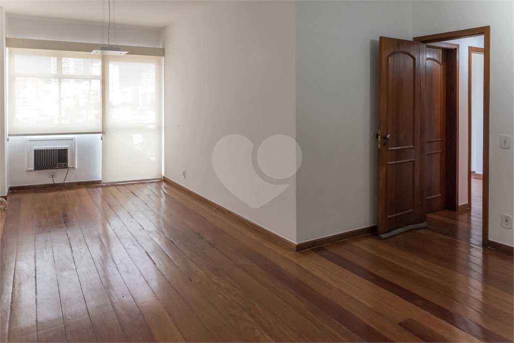 Apartamento à venda com 3 quartos, sendo 1 suíte, em Tijuca, Rio de Janeiro, RJ