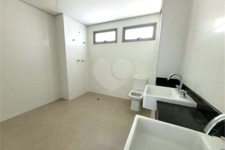 Apartamento à venda com 3 suítes em Água Branca, São Paulo, SP