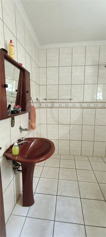 Casa para alugar com 6 quartos, sendo 2 suítes,  em Vila São João, Guarulhos, SP