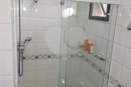 Apartamento à venda com 4 quartos, sendo 1 suíte,  em Vila Andrade, São Paulo, SP