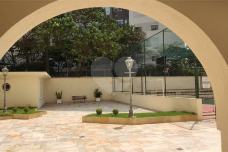 Apartamento à venda com 3 quartos, sendo 1 suíte, em Jardim Taboão, São Paulo, SP