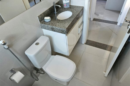 Excelente apartamento á venda de 2 dormitórios no CENTRO de São Carlos!