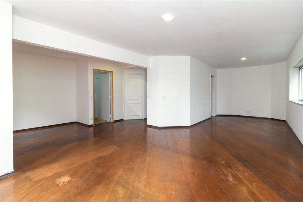 Apartamento à venda com 4 quartos, sendo 2 suítes, em Brooklin, São Paulo, SP