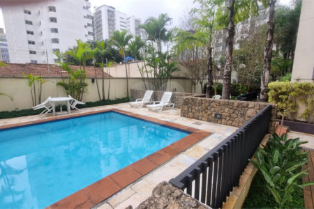 Apartamento à venda com 3 quartos, sendo 1 suíte,  em Indianópolis, São Paulo, SP