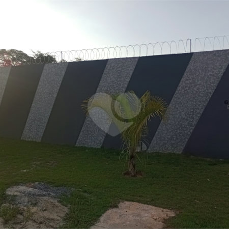 Chácara à venda com 5 quartos, sendo 1 suíte, em Jardim Marabá, Itapetininga, SP
