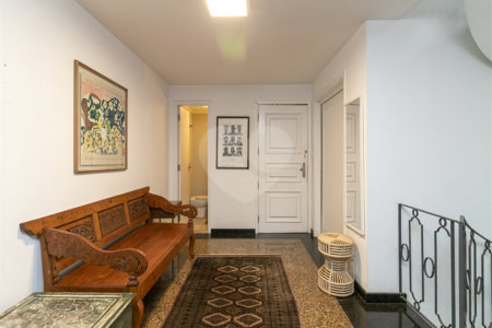 Casa à venda com 3 quartos, sendo 2 suítes, em Alto de Pinheiros, São Paulo, SP