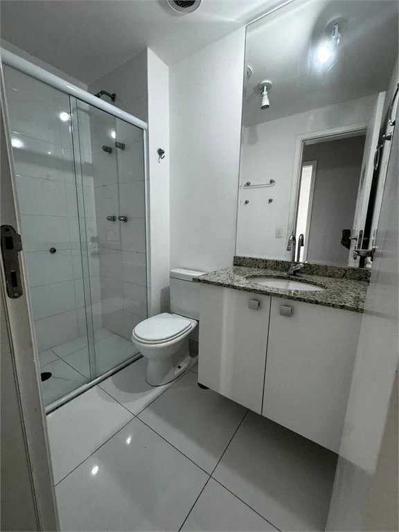 Apartamento para alugar com 3 quartos, sendo 1 suíte, em Parque Reboucas, São Paulo, SP