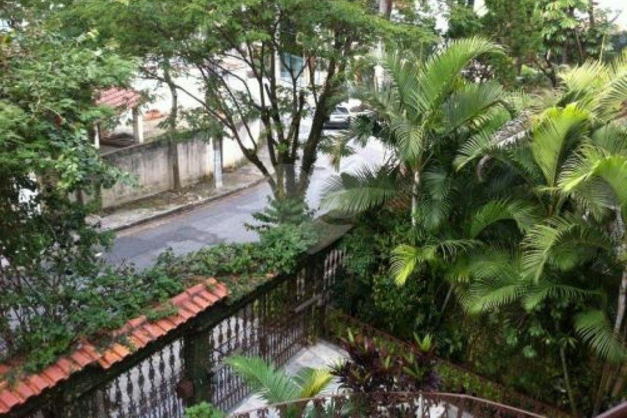 Sobrado à venda com 6 quartos, sendo 4 suítes, em Barro Branco (zona Norte), São Paulo, SP
