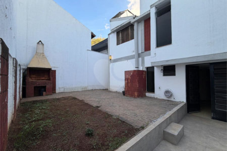 Casa à venda com 3 suítes em Jardim Franca, São Paulo, SP