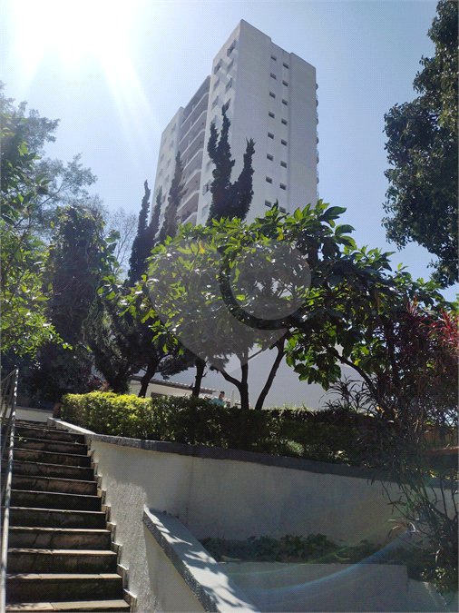 Apartamento à venda ou para alugar com 3 quartos, sendo 1 suíte,  em Real Parque, São Paulo, SP