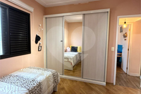 Apartamento à venda com 3 quartos, sendo 1 suíte,  em Jardim do Mar, São Bernardo do Campo, SP