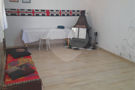 Casa à venda com 3 quartos, sendo 1 suíte,  em Água Espraiada (caucaia do Alto), Cotia, SP