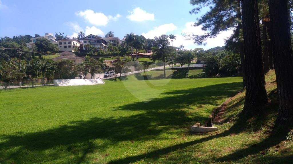 Casa à venda com 5 suítes em Arujázinho I, Ii e Iii, Arujá, SP