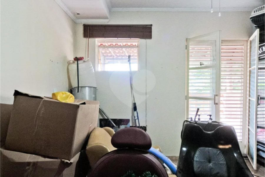 Salão à venda ou para alugar com 3 quartos, sendo 1 suíte, em Jardim Monjolo, São Paulo, SP