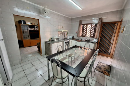Casa à venda com 2 quartos em Jardim Simus, Sorocaba, SP