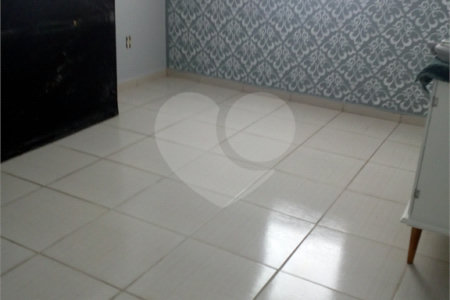 Chácara à venda com 3 quartos, sendo 1 suíte,  em Conjunto Habitacional Brás Cubas, Mogi das Cruzes, SP