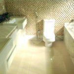 Indaiatuba - Casa no Condomínio Amstalden - Sobrado - 4 suítes - 2 banheiros sociais - Piscina aquecida com Hidro - Móveis planejados - 334,89 de obra - 370 construção com a piscina - IPTU 513,00 - Condomínio 1091,00 - Condomínio com salão de festa - Quadra de futebol - Lago para pescas
