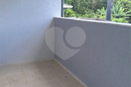 Casa à venda ou para alugar com 4 suítes em Chácaras São Carlos, Cotia, SP