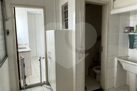 Apartamento à venda com 3 quartos, sendo 1 suíte, em Jardim Paulista, São Paulo, SP