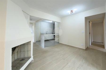 Apartamento à venda com 3 quartos, sendo 1 suíte, em Planalto Paulista, São Paulo, SP