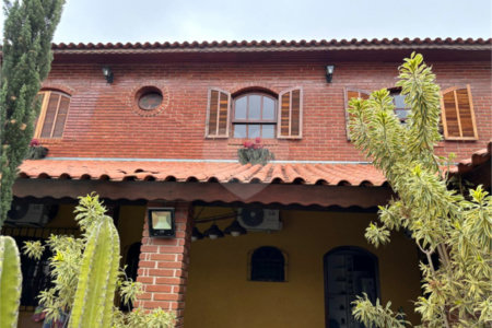 Casa à venda com 3 quartos em Jardim Tupã, São Paulo, SP