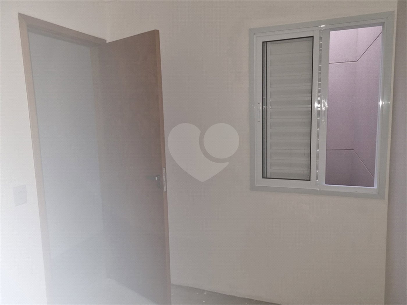 Sobrado à venda com 3 quartos, sendo 1 suíte, em Vila Mazzei, São Paulo, SP