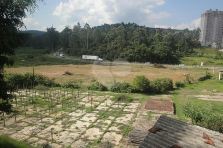 Terreno à venda em Portais (polvilho), Cajamar, SP