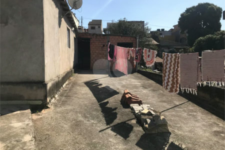 Terreno à venda com 2 quartos em Vila Martins, Carapicuíba, SP