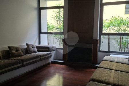 Casa à venda com 4 quartos, sendo 2 suítes,  em Jardim Marajoara, São Paulo, SP