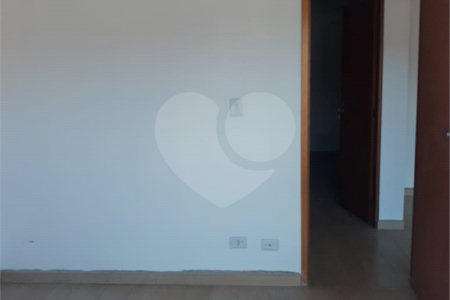 Apartamento à venda ou para alugar com 2 quartos, sendo 1 suíte,  em Jardim Flórida, São Roque, SP