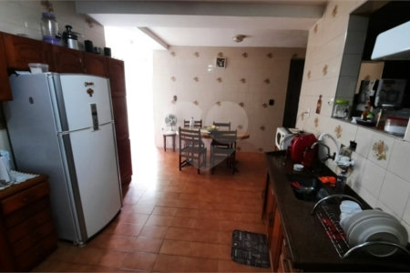 Sobrado à venda com 6 quartos, sendo 2 suítes, em Santana, São Paulo, SP