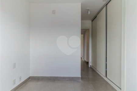 Apartamento à venda com 3 quartos, sendo 1 suíte,  em Vila Leopoldina, São Paulo, SP