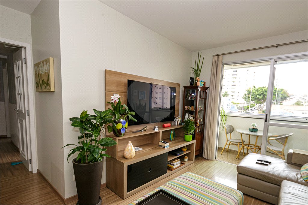 Apartamento à venda com 3 quartos, sendo 2 suítes, em Saúde, São Paulo, SP