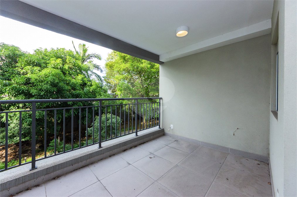 Apartamento à venda com 3 quartos, sendo 1 suíte, em Santo Amaro, São Paulo, SP
