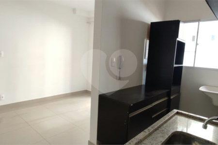 Apartamento com 2 dormitórios