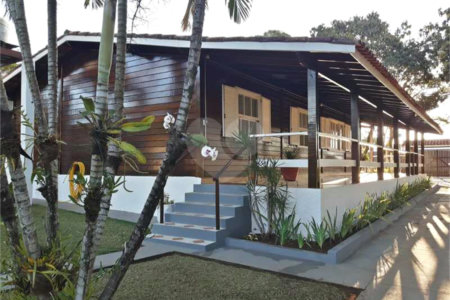 Chácara à venda com 3 quartos, sendo 1 suíte,  em Lago Azul, Araçoiaba da Serra, SP