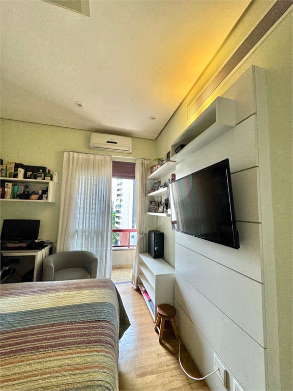 Apartamento à venda com 4 suítes em Vila Suzana, São Paulo, SP
