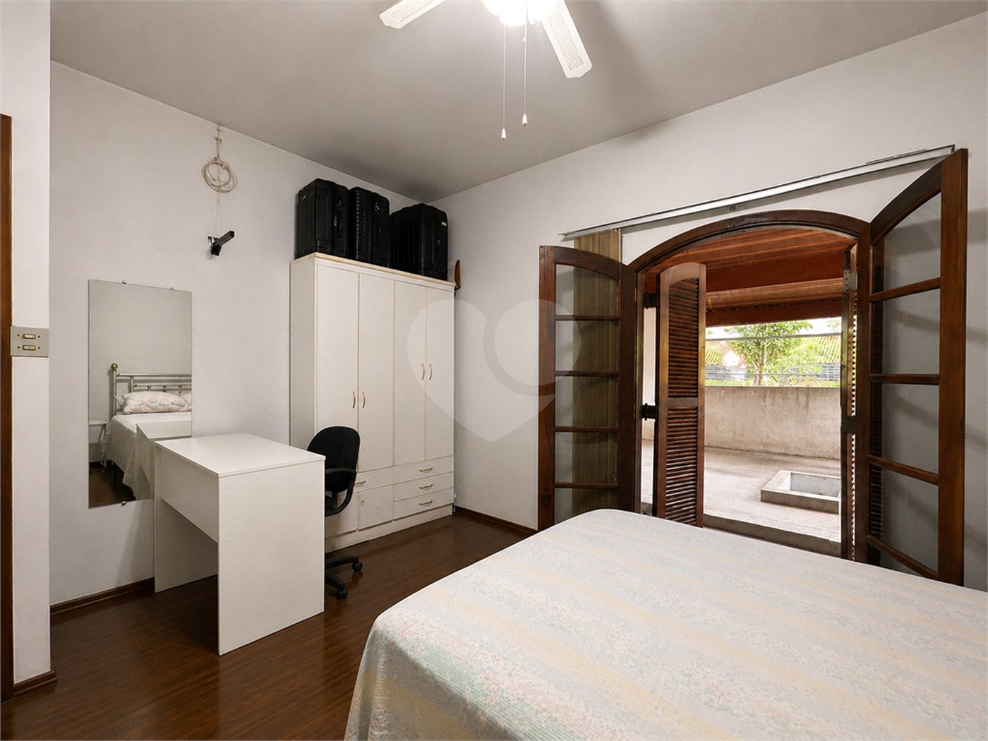 Casa de Vila à venda com 4 quartos, sendo 1 suíte, em Cupecê, São Paulo, SP