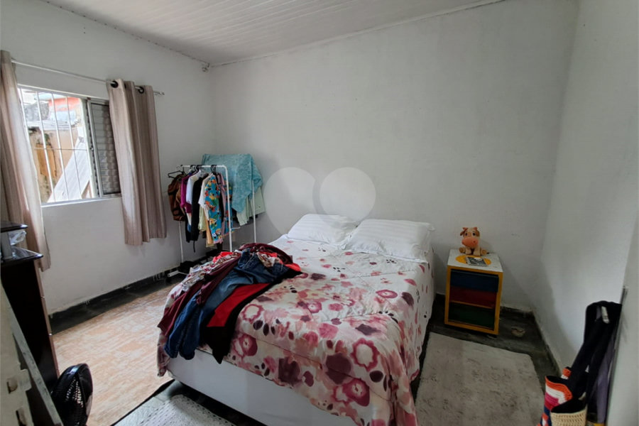 Sobrado à venda com 4 quartos em Parada Inglesa, São Paulo, SP