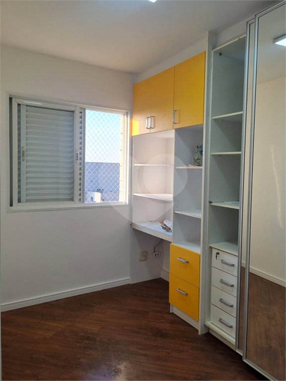 Loja à venda com 3 quartos, sendo 1 suíte,  em Vila Mariana, São Paulo, SP