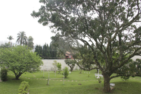 Casa à venda ou para alugar com 5 suítes em Jardim Leonor, São Paulo, SP