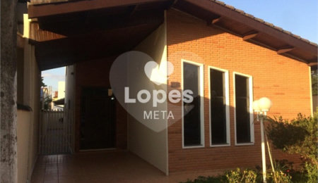Casa à venda com 3 quartos, sendo 1 suíte,  no condomínio Eldourado, São José dos Campos - SP