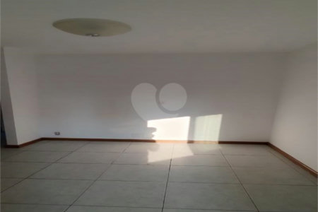 Apartamento à venda com 2 quartos, sendo 1 suíte,  em Jardim Parque Morumbi, São Paulo, SP
