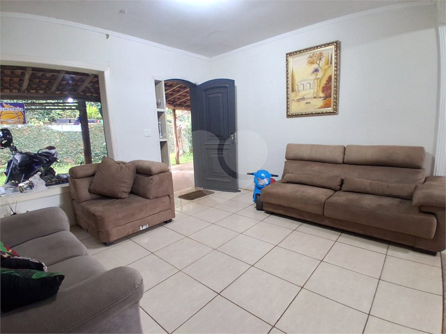 Casa à venda com 2 suítes em Vila Progresso, Itapetininga, SP