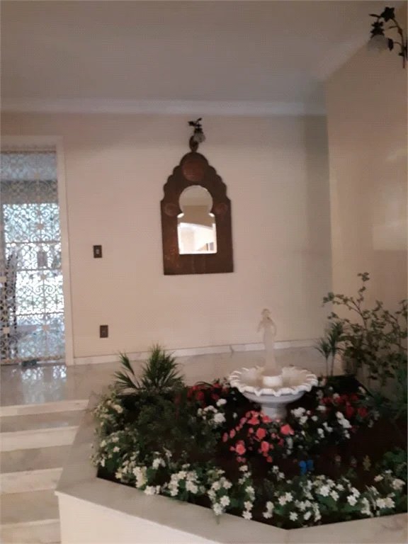 Casa à venda ou para alugar com 5 suítes em Jardim Leonor, São Paulo, SP