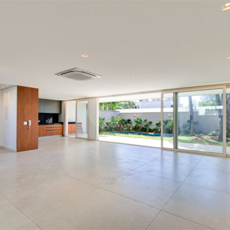 Casa à venda com 4 suítes no condomínio Jamestown, São Paulo - SP