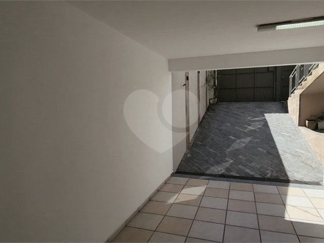 Casa à venda com 4 quartos, sendo 1 suíte,  em Parada Inglesa, São Paulo, SP