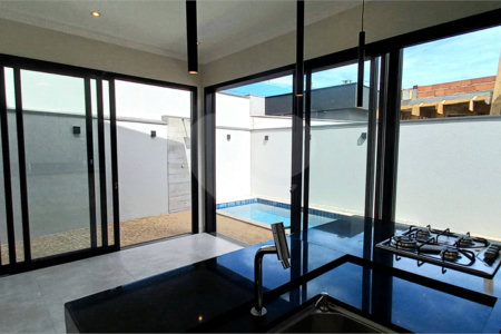 Casa Térrea à venda com 3 suítes em Jardim Valencia, Ribeirão Preto, SP